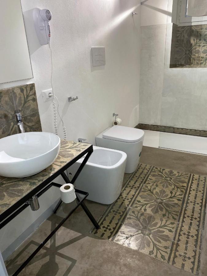 Settegrana Suite Con Vasca Idromassaggio チーニジ エクステリア 写真