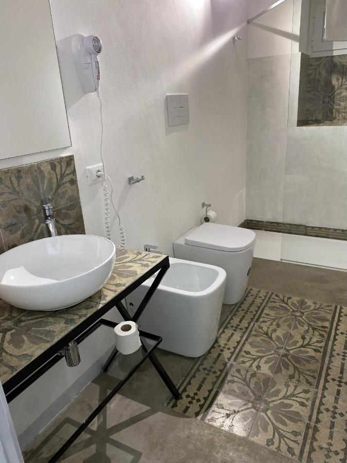 Settegrana Suite Con Vasca Idromassaggio チーニジ エクステリア 写真
